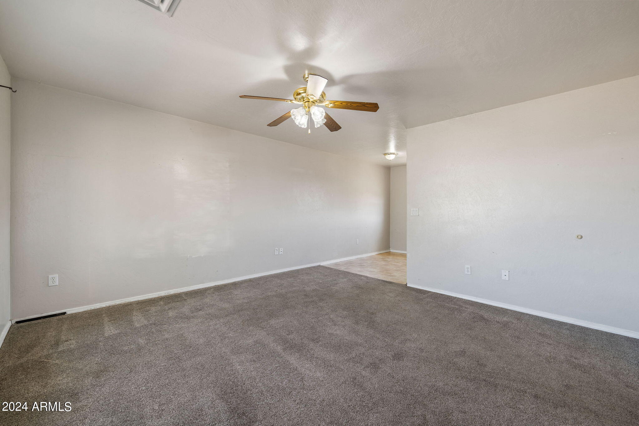 863 South Sunset Snowflake, AZ 85937 - Photo 4 of 30 Living room