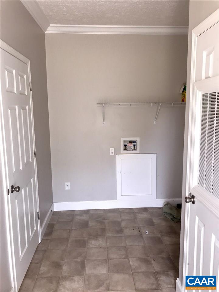 294 Chopping Road Mineral, VA 23117 - Photo 27 of 32 a view of an empty room