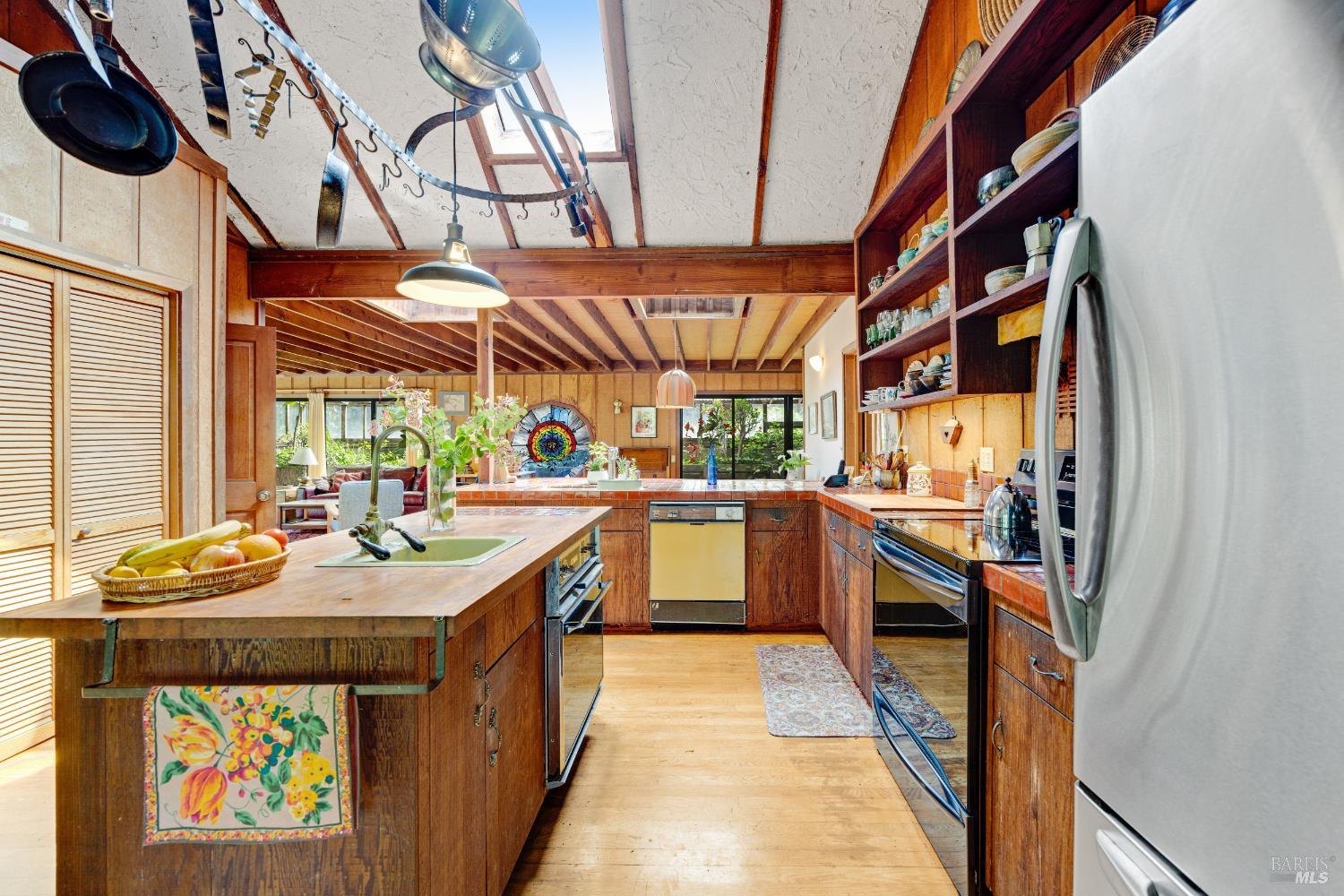 171 Gold Ridge Road Sebastopol, CA 95472 - Photo 18 of 97