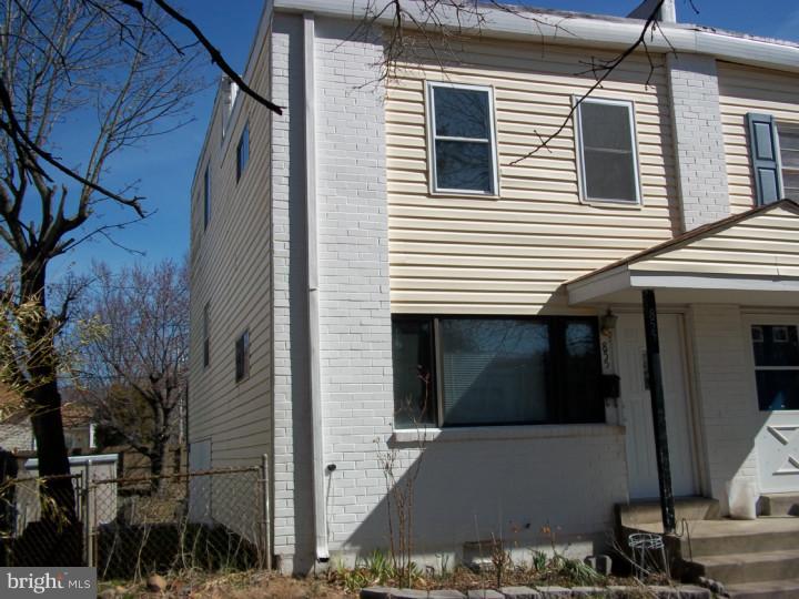 855 Andover Road Lansdale, PA 19446 - Photo 19 of 20 Side Yard