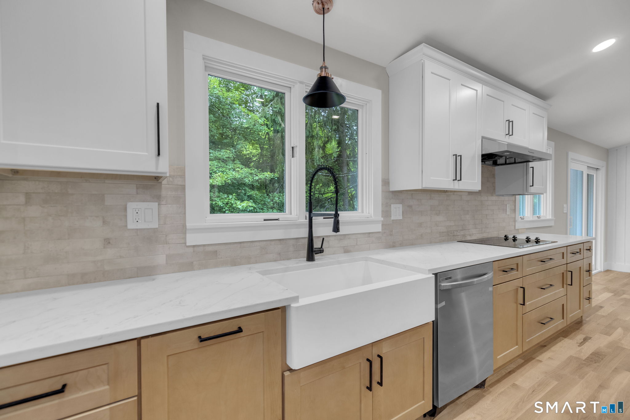 114 Cold Spring Road Avon, CT 06001 - Photo 10 of 36