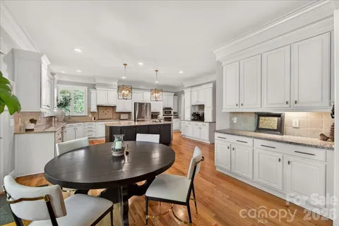 $1,100,000 | 2702 Cecily Court, Waxhaw, NC 28173