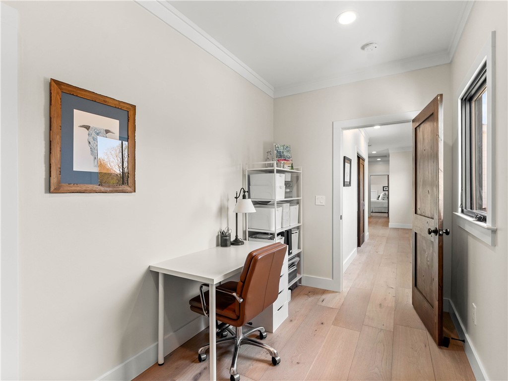 331 Bakerville Road Easley, SC 29642 - Photo 29 of 43 This versatile space features gleaming hardwood floors and ample natural light, perfect for productivity.