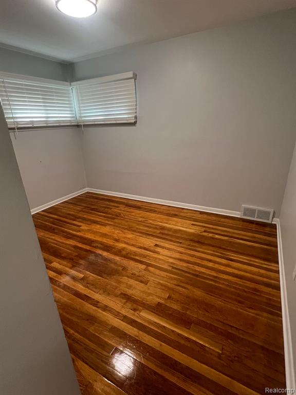 9351 Merriman Road Livonia, MI 48150 - Photo 6 of 14