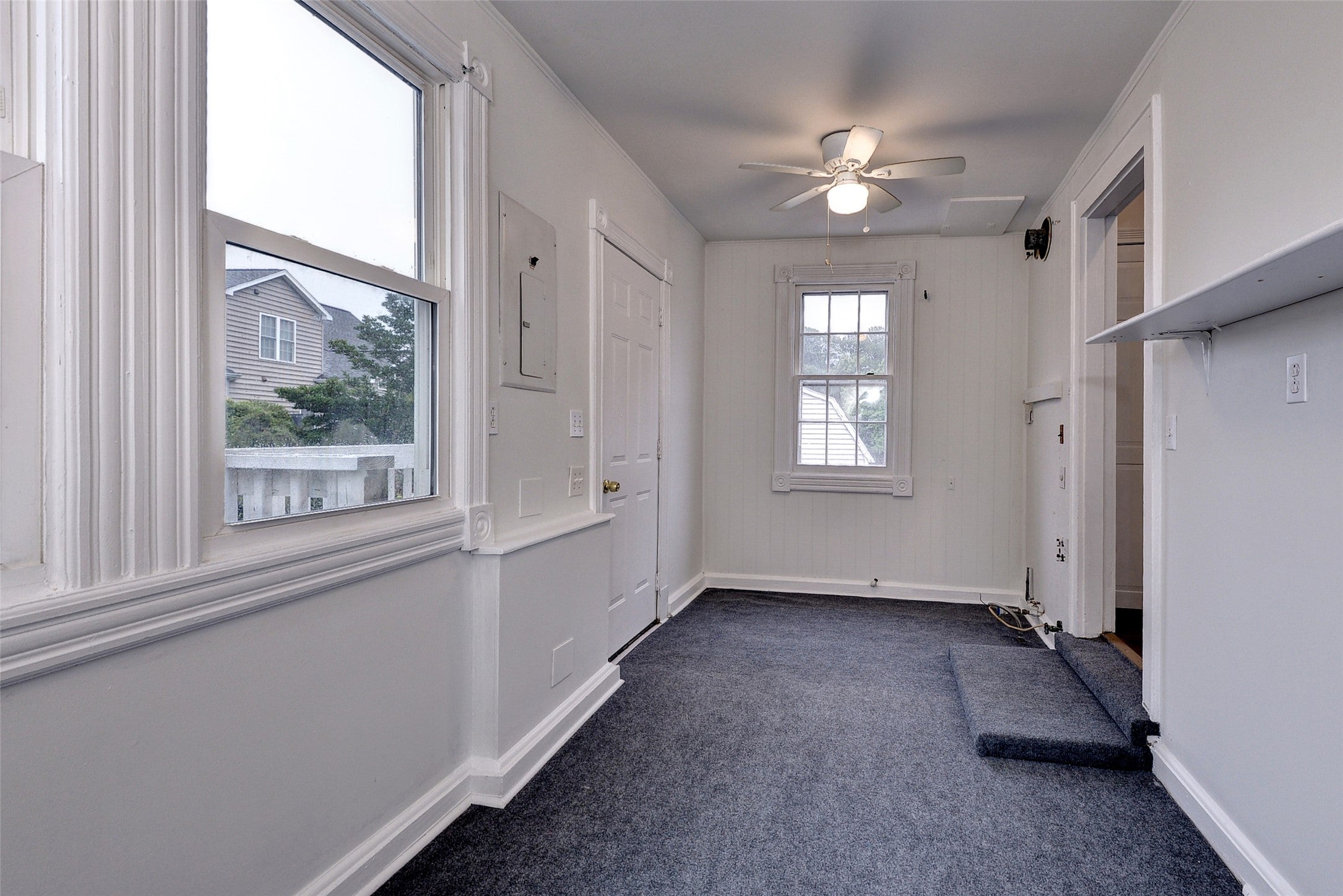 216 Beach Road Hampton, VA 23664 - Photo 17 of 38 Gallery Image 17
