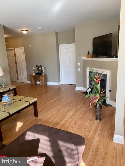 74 Kyle Way Ewing, NJ 08628 - Photo 5 of 13 Gallery Image 5