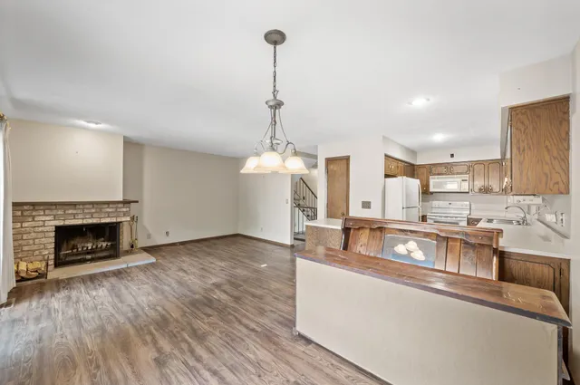 $299,000 | 2671 Sumac Ridge, White Bear Lake, MN 55110