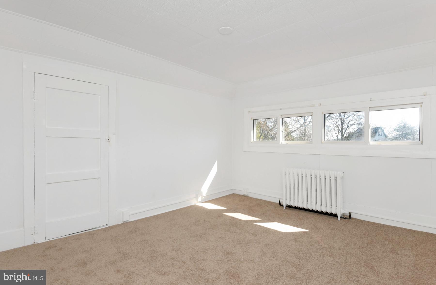 1740 Prospect Street Ewing, NJ 08638 - Photo 21 of 26 an empty room with windows