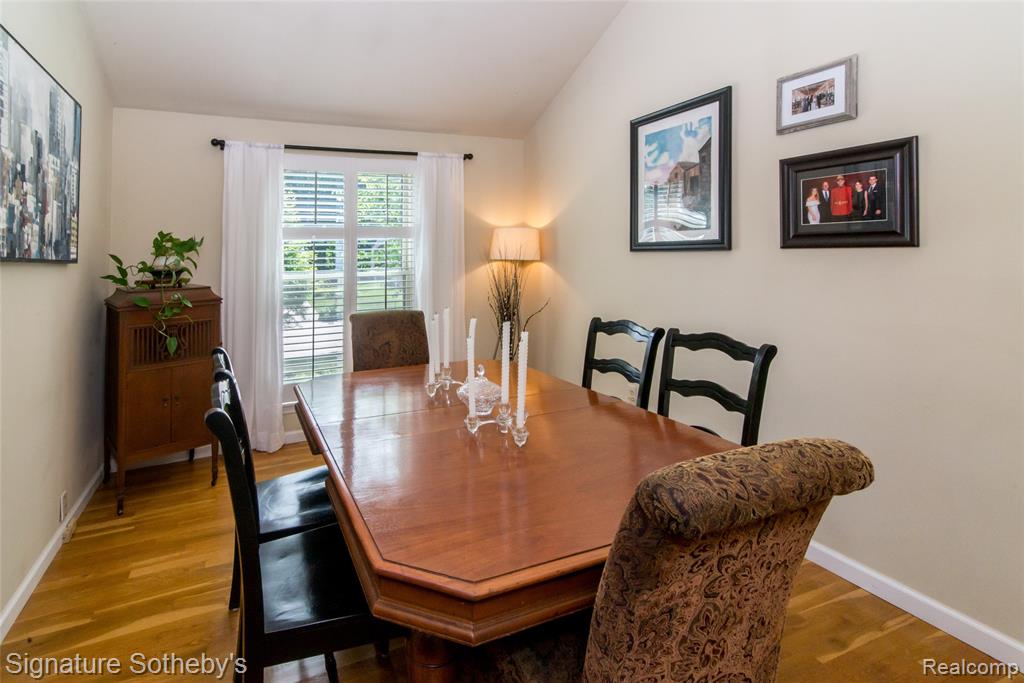 576 Ten Point Drive Rochester Hills, MI 48309 - Photo 16 of 51
