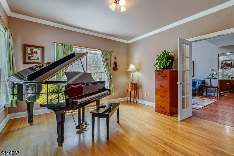 2 Coe Farm Road Mendham, NJ 07945 - Photo 9 of 50