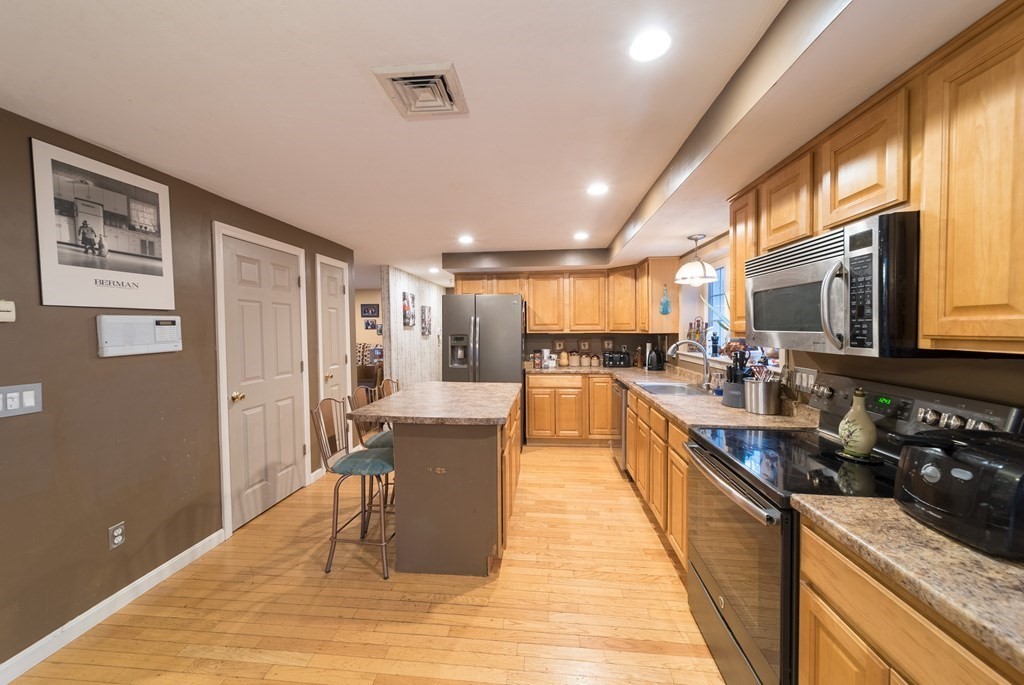 23 Swifts Beach Road Wareham, MA 02571 - Photo 6 of 30