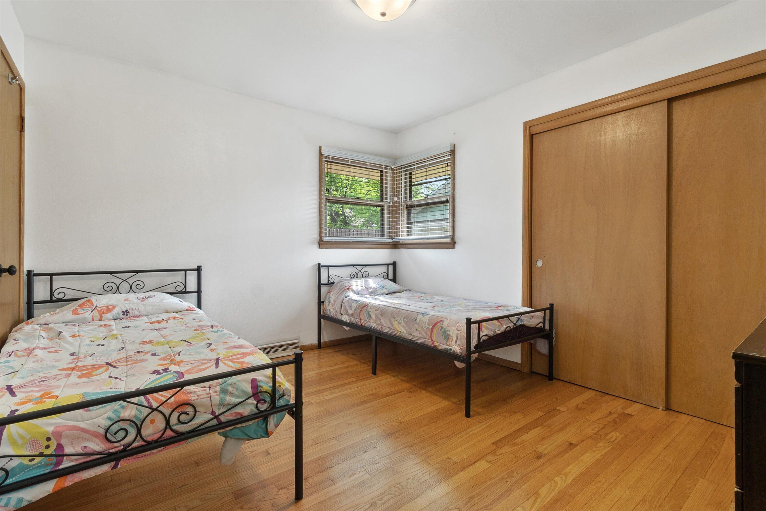3319 South 86th Street Milwaukee, WI 53227 - Photo 14 of 26 14-E6A6360
