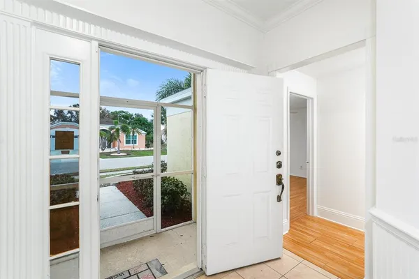 $2,350 | 295 Fareham Drive, Venice, FL 34293