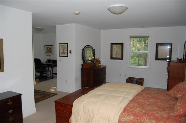 3 Ludwig Road, Unit 3 Needham, MA 02494 - Photo 13 of 22
