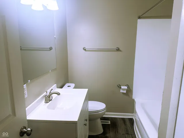 $174,900 | 6108 Roselawn Drive, Indianapolis, IN 46226