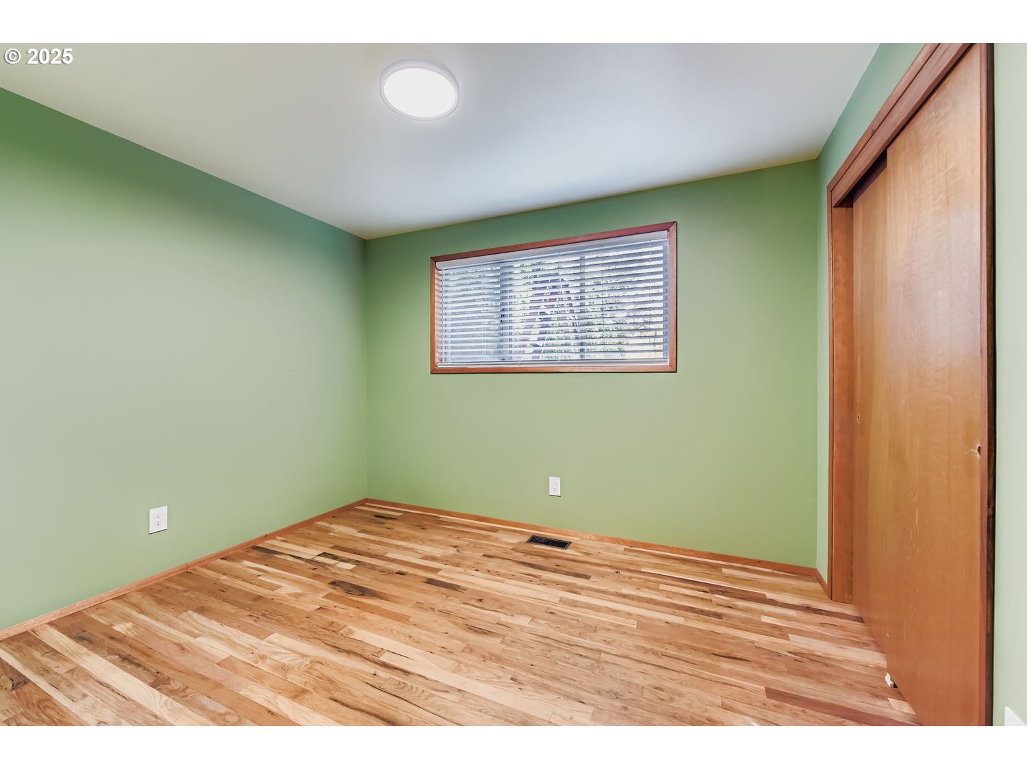 2728 Southeast 175th Place Portland, OR 97236 - Photo 19 of 33 a view of empty room with window