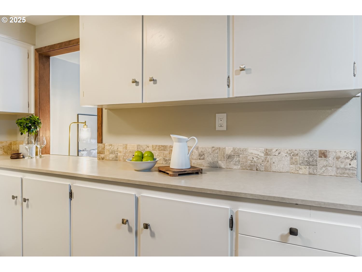 2728 Southeast 175th Place Portland, OR 97236 - Photo 8 of 33 a kitchen with a sink and cabinets