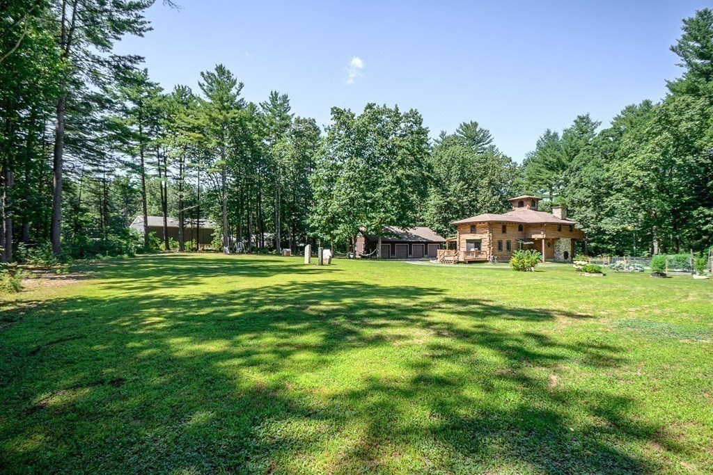 75 Pequot Road Southampton, MA 01073 - Photo 7 of 39