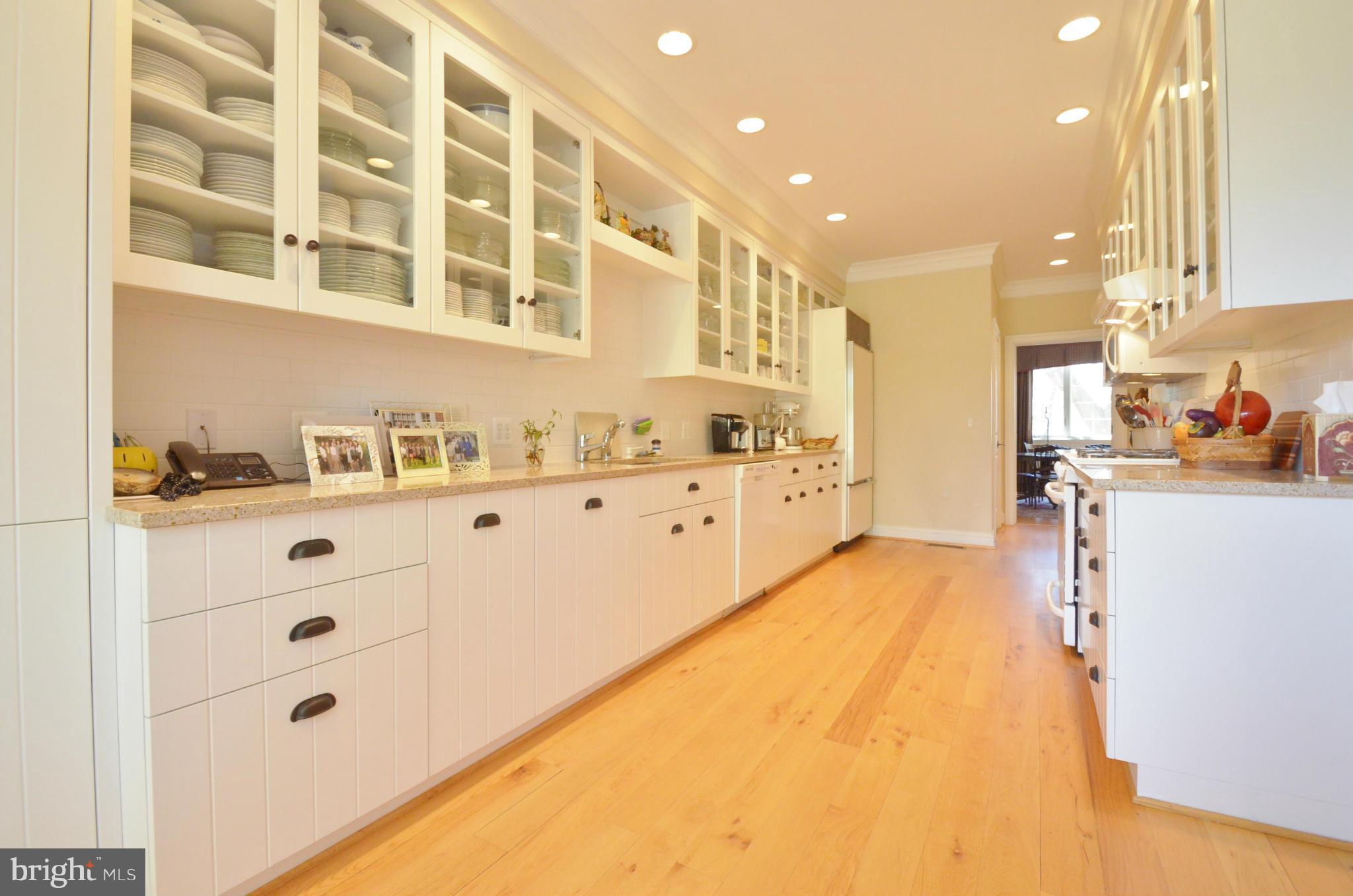 11 Roland Mews Baltimore, MD 21210 - Photo 8 of 27 Interior (General)