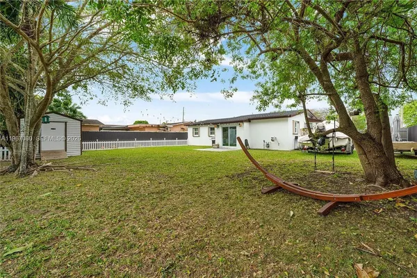 $3,950 | 1401 Southwest 94th Avenue, Miami, FL 33174