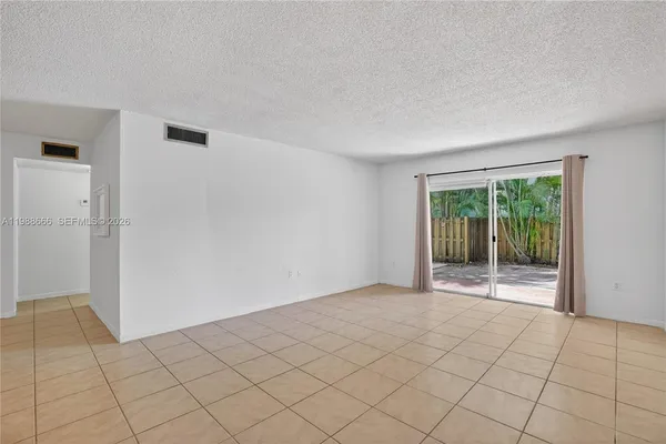 $279,000 | 6904 North Kendall Drive, Unit F104, Pinecrest, FL 33156