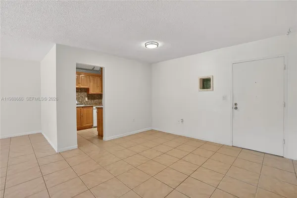 $279,000 | 6904 North Kendall Drive, Unit F104, Pinecrest, FL 33156