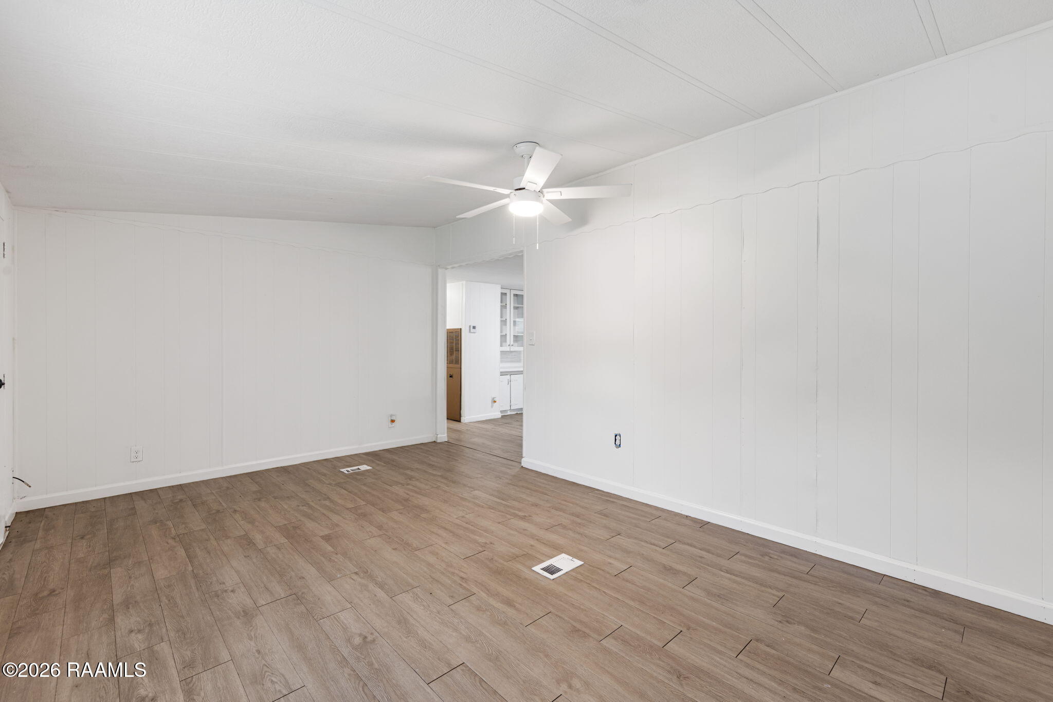 204 Longbridge Road Lafayette, LA 70501 - Photo 5 of 27 9-web-or-mls-204 Longbridge Rd-9