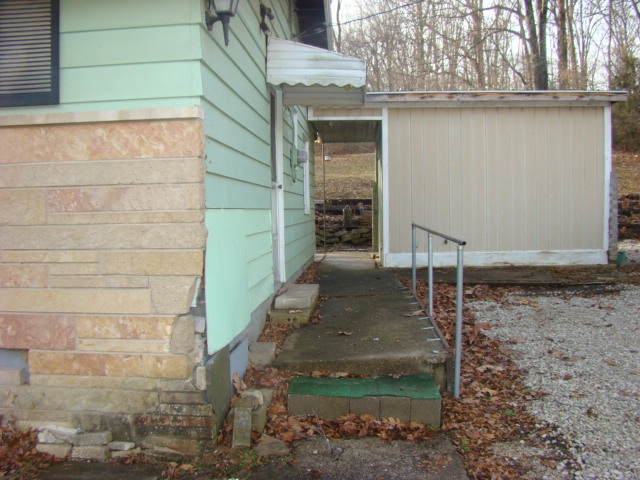 4265 North Hartstrait Road Bloomington, IN 47404 - Photo 21 of 23