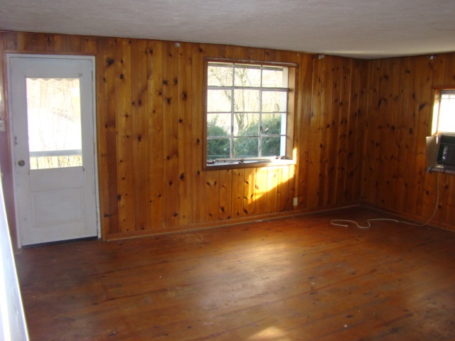 4265 North Hartstrait Road Bloomington, IN 47404 - Photo 4 of 23
