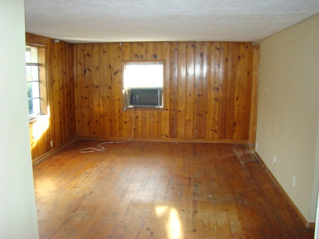 4265 North Hartstrait Road Bloomington, IN 47404 - Photo 5 of 23