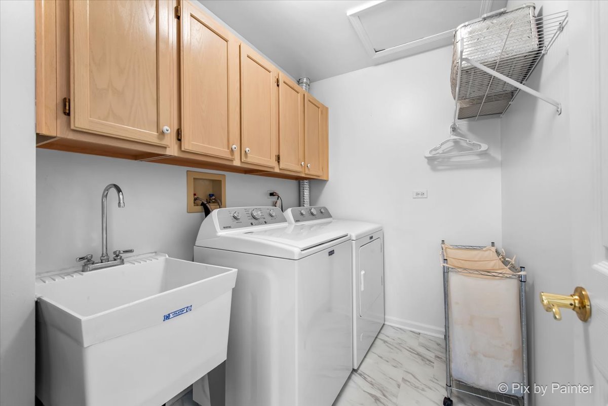 1355 Georgetown Drive, Unit 3 Batavia, IL 60510 - Photo 13 of 45