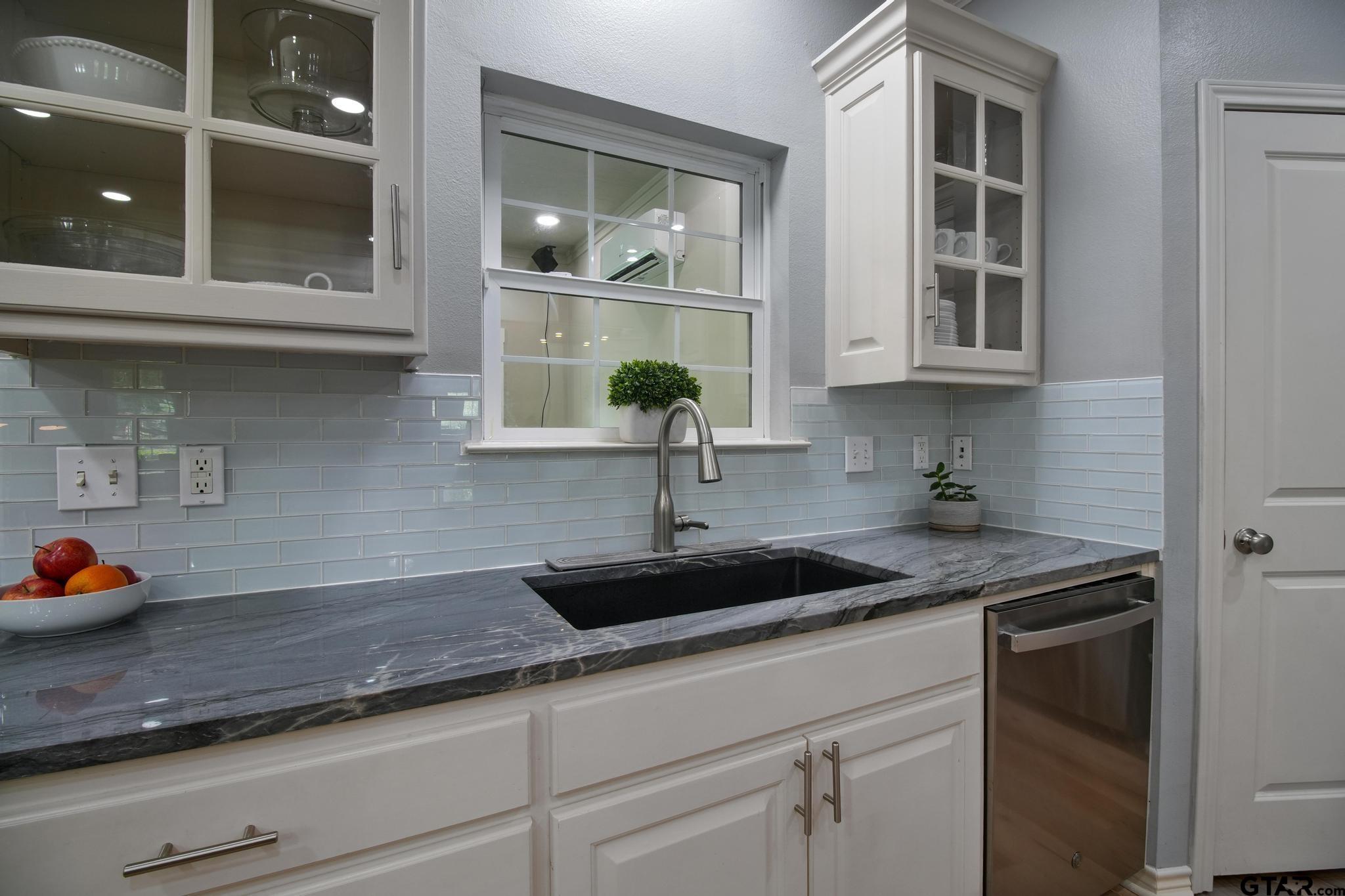 17349 4 Winds Way Flint, TX 75762 - Photo 9 of 47