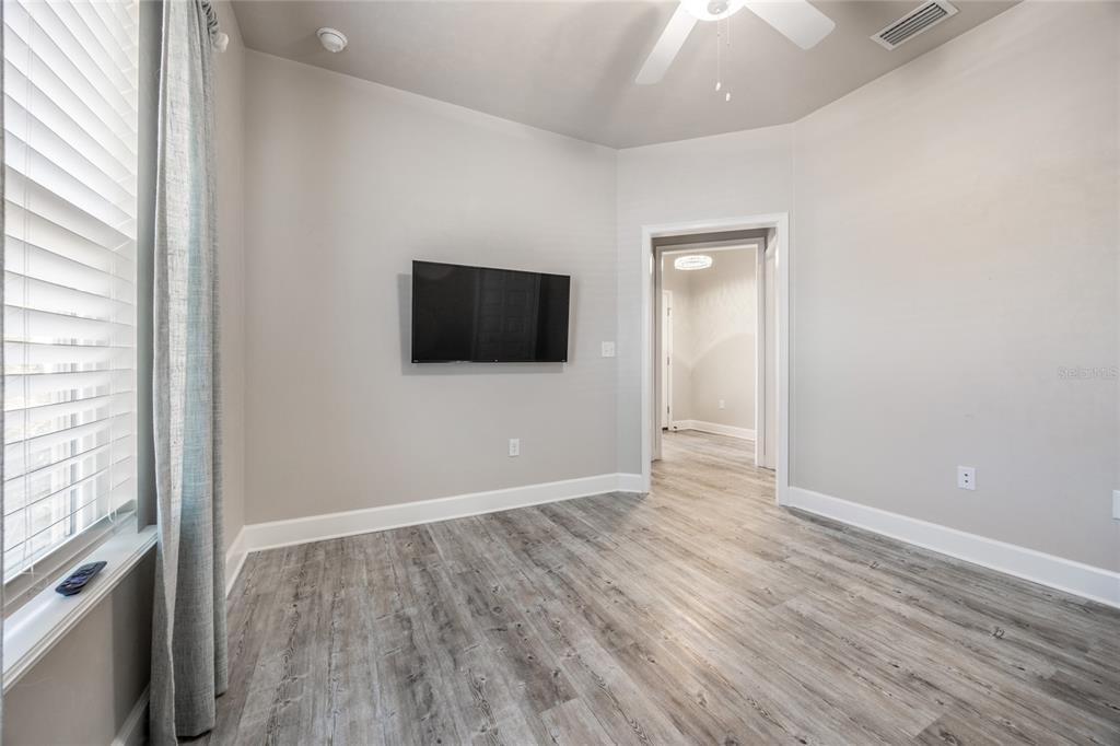 12945 Northwest 12th Road Newberry, FL 32669 - Photo 17 of 49