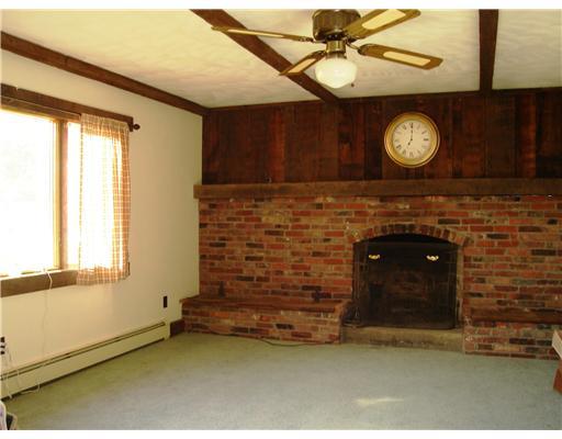 600 Greenfield Road Mercer, PA 16137 - Photo 6 of 18 Den/Family/Great Room. First floor Family Room adjancent to the kitchen and laundry room