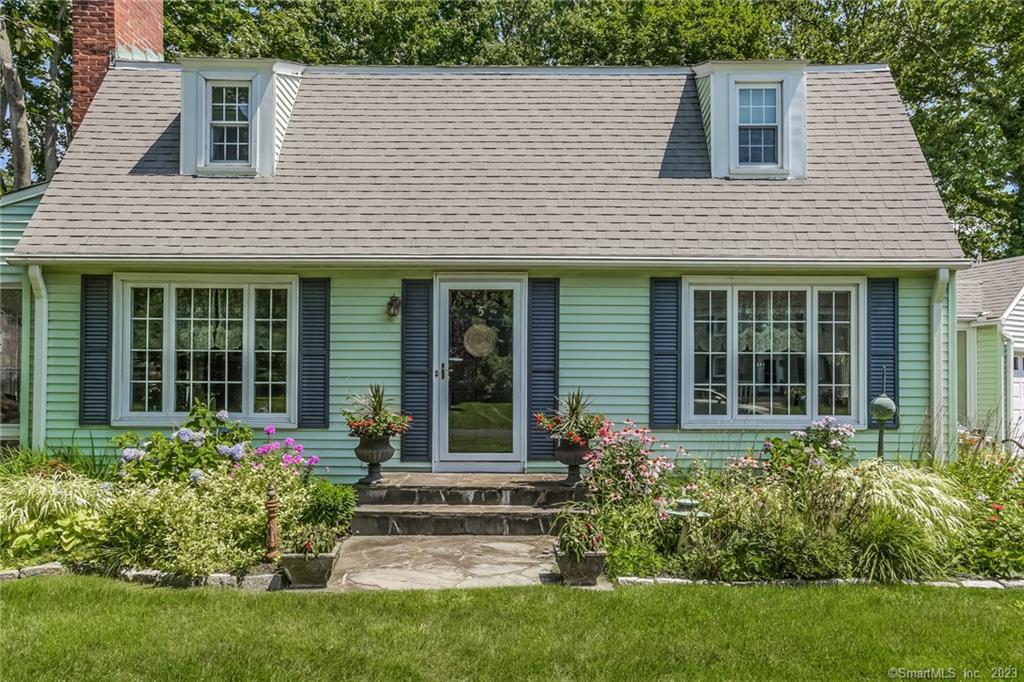 5 Round Hill Road North Haven, CT 06473 - Photo 1 of 1 Gallery Image 1