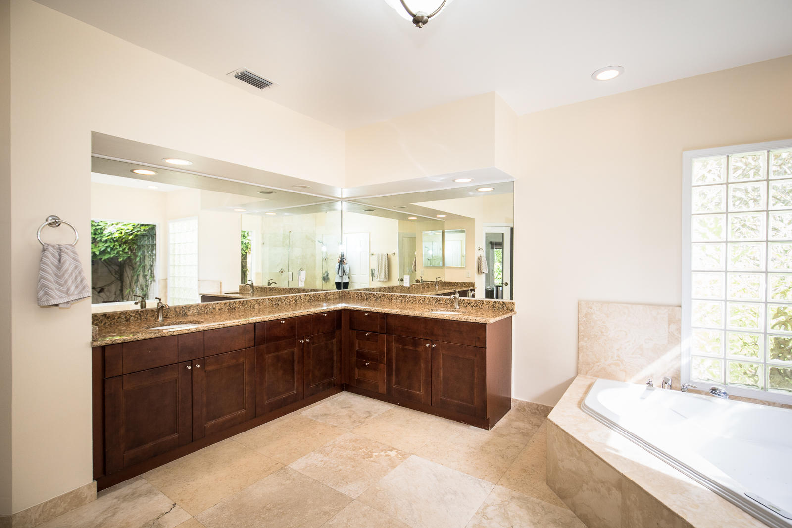4635 Northwest 26th Avenue Boca Raton, FL 33434 - Photo 18 of 46 4635 NW 26th Ave-532