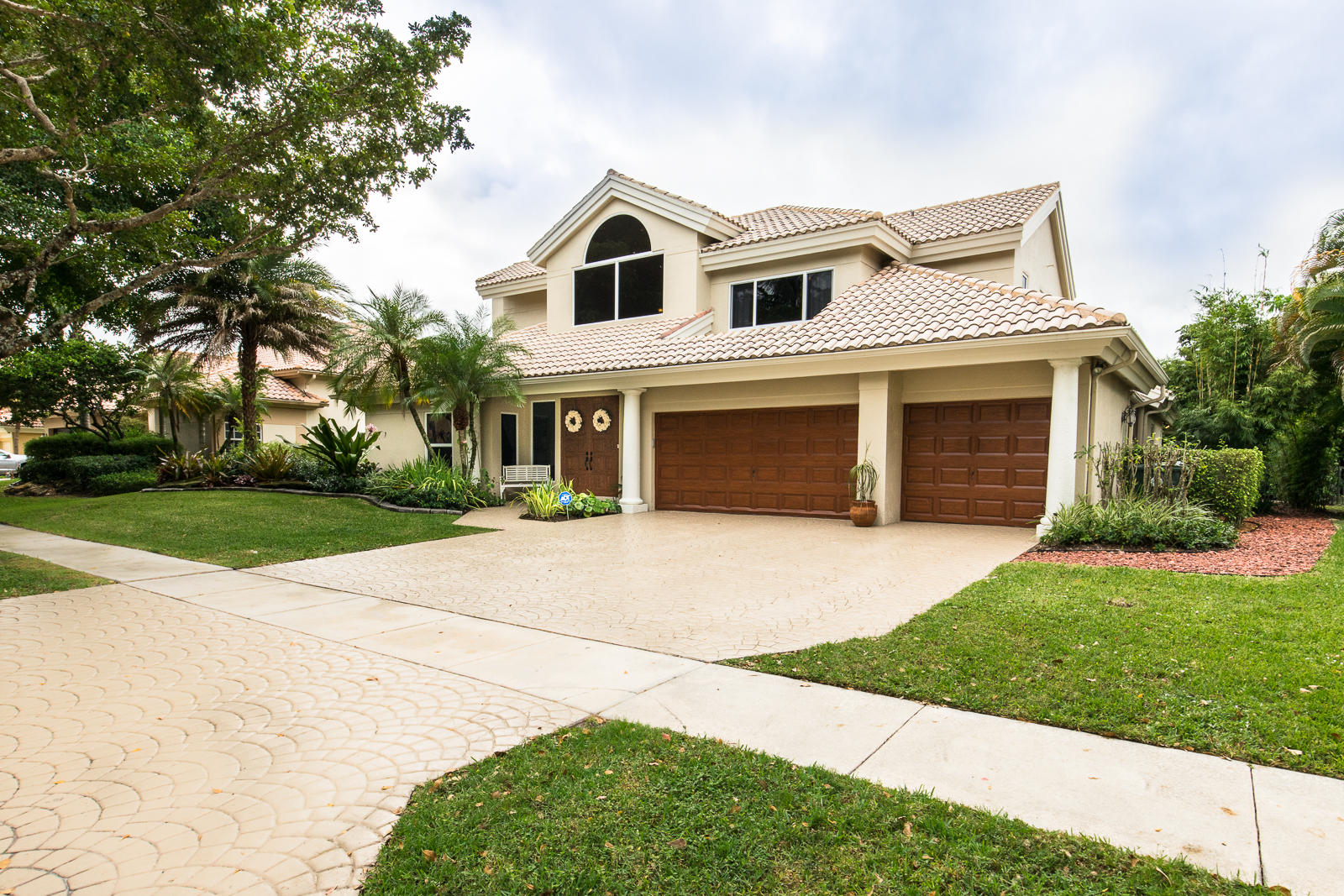 4635 Northwest 26th Avenue Boca Raton, FL 33434 - Photo 2 of 46 Front of House