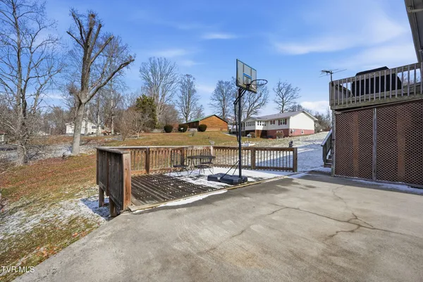 $375,000 | 26261 Beech Circle, Abingdon, VA 24211