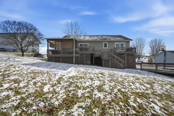 $375,000 | 26261 Beech Circle, Abingdon, VA 24211
