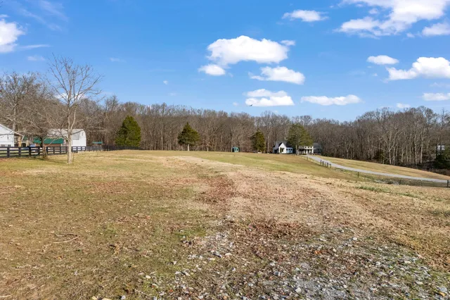 a view of an outdoor space