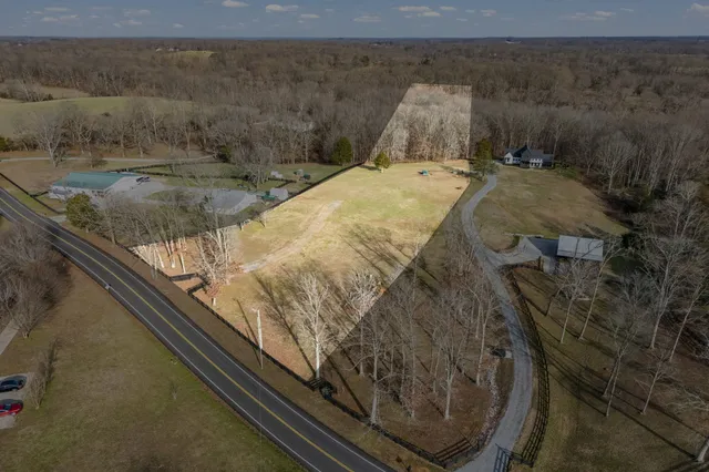 a close view of sink