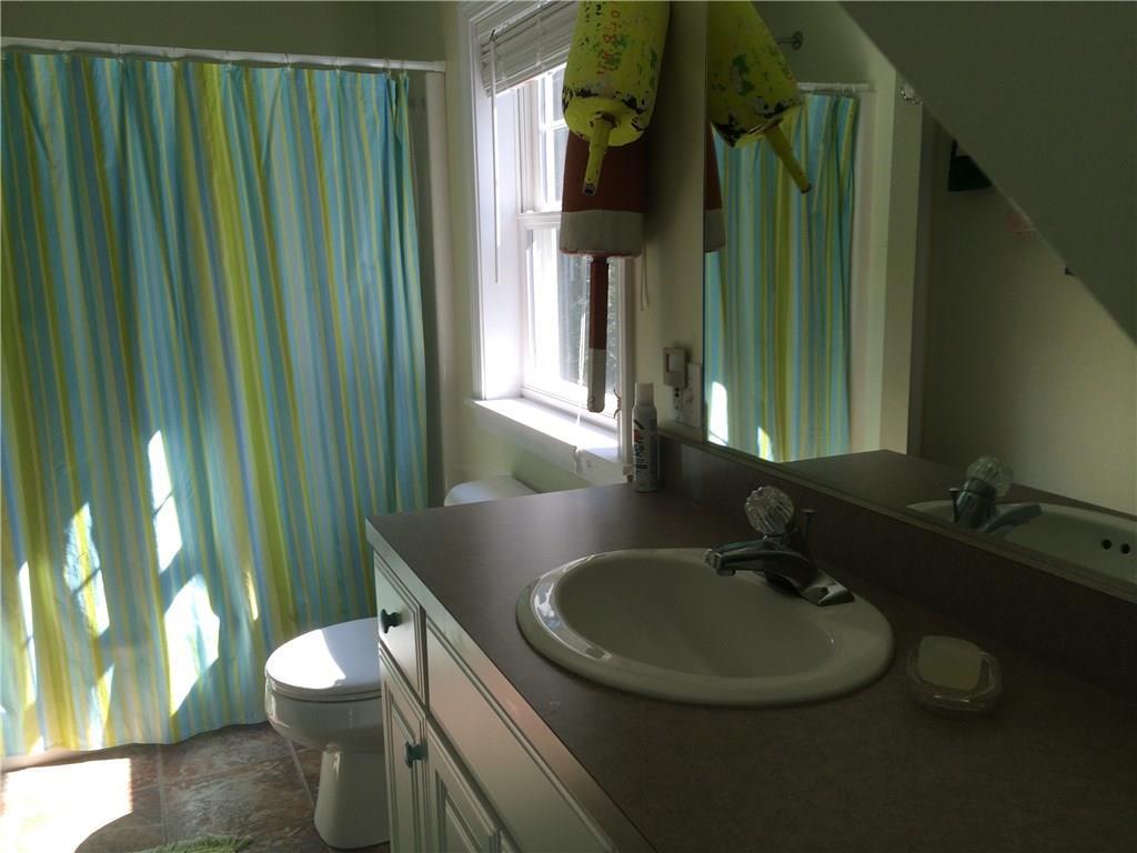 26 A Richardson Road, Unit 7 Bass Harbor, ME 04653 - Photo 15 of 16 bathroom