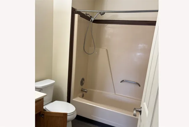 $614 | 631 West Sycamore Street, Other, OH 45830