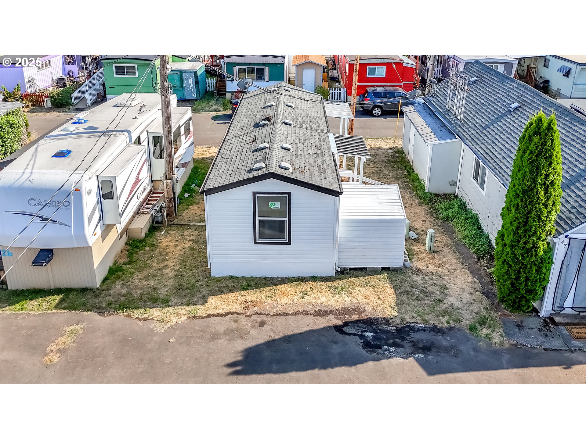 12726 Southeast Division Street, Unit 17 Portland, OR 97236 - Photo 12 of 26 a picture of street view