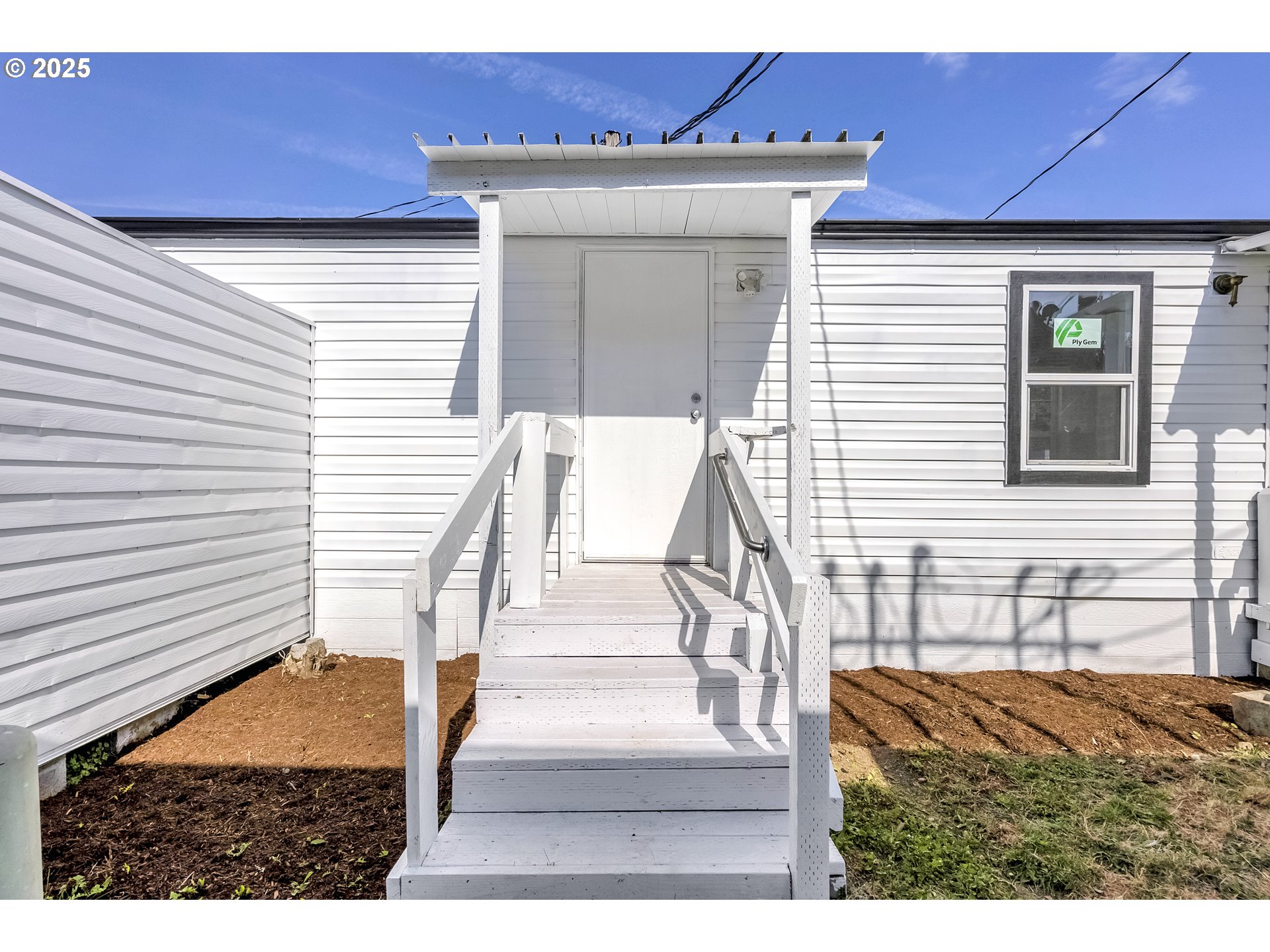 12726 Southeast Division Street, Unit 17 Portland, OR 97236 - Photo 7 of 26 a view of entryway with a front door