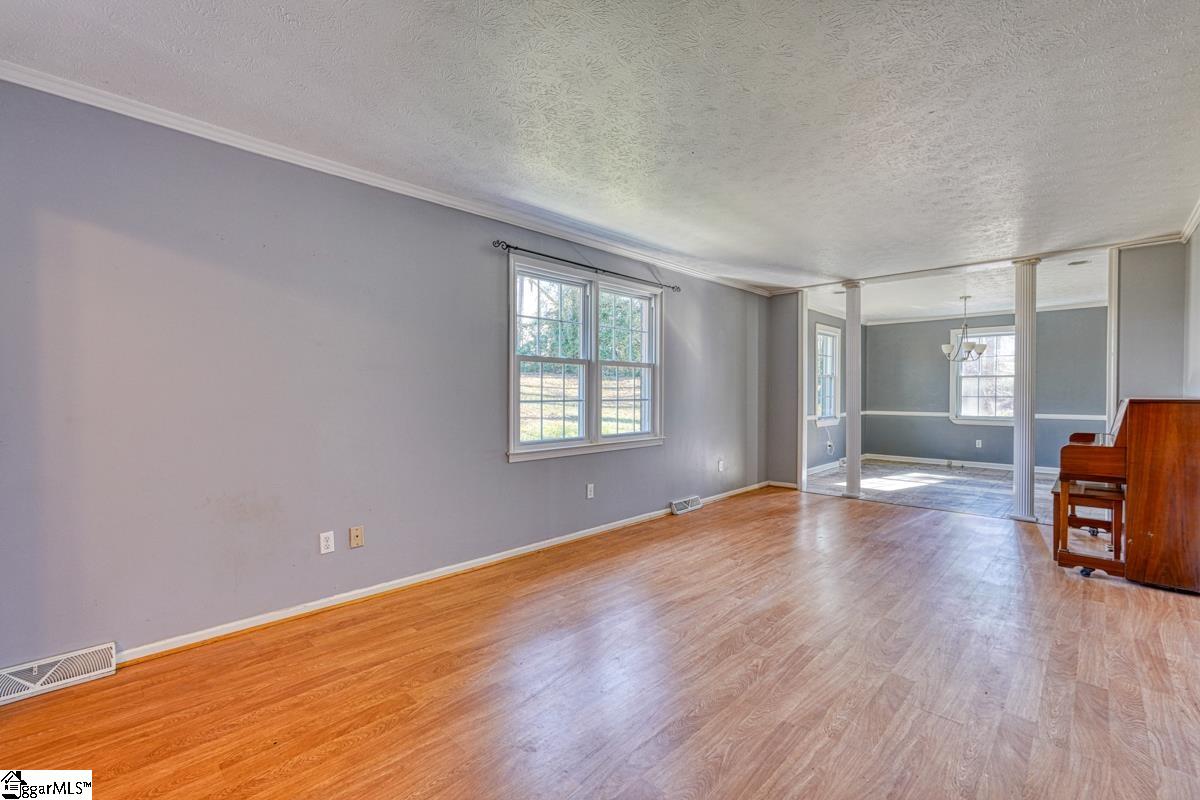 102 Riggs Court Mauldin, SC 29662 - Photo 6 of 45 Gallery Image 6