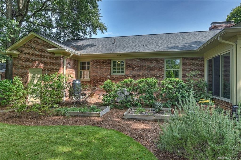 2510 Hatherly Road Charlotte, NC 28209 - Photo 29 of 37 Gallery Image 29