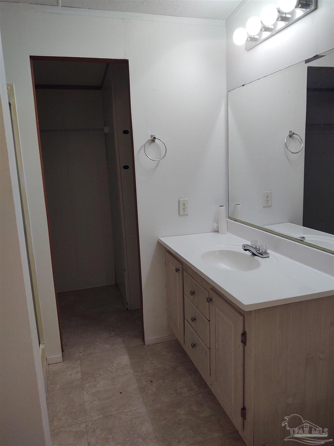 4256 North Auckland Road Pace, FL 32571 - Photo 8 of 14