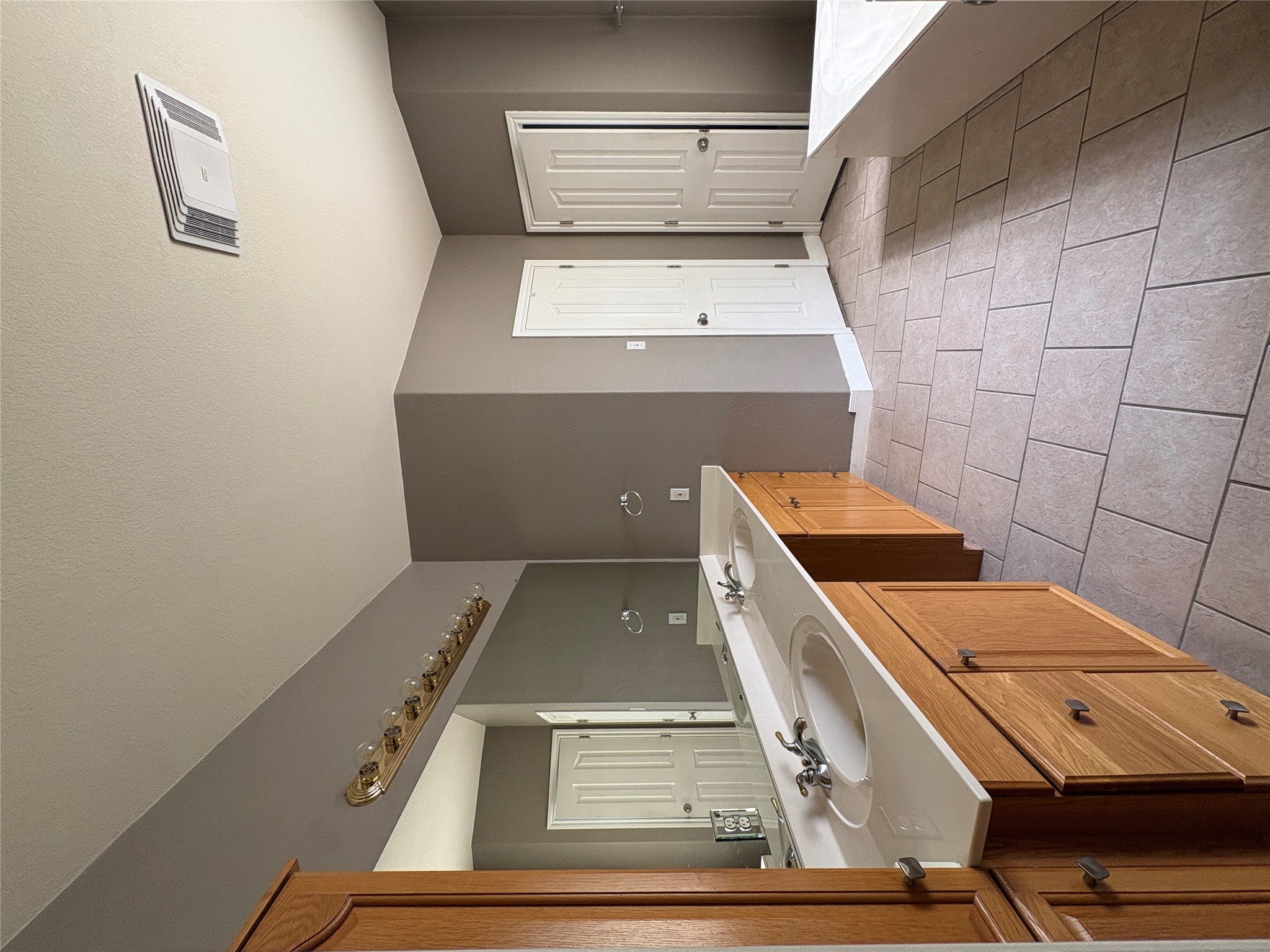 113 Canyon Road Georgetown, TX 78628 - Photo 15 of 23