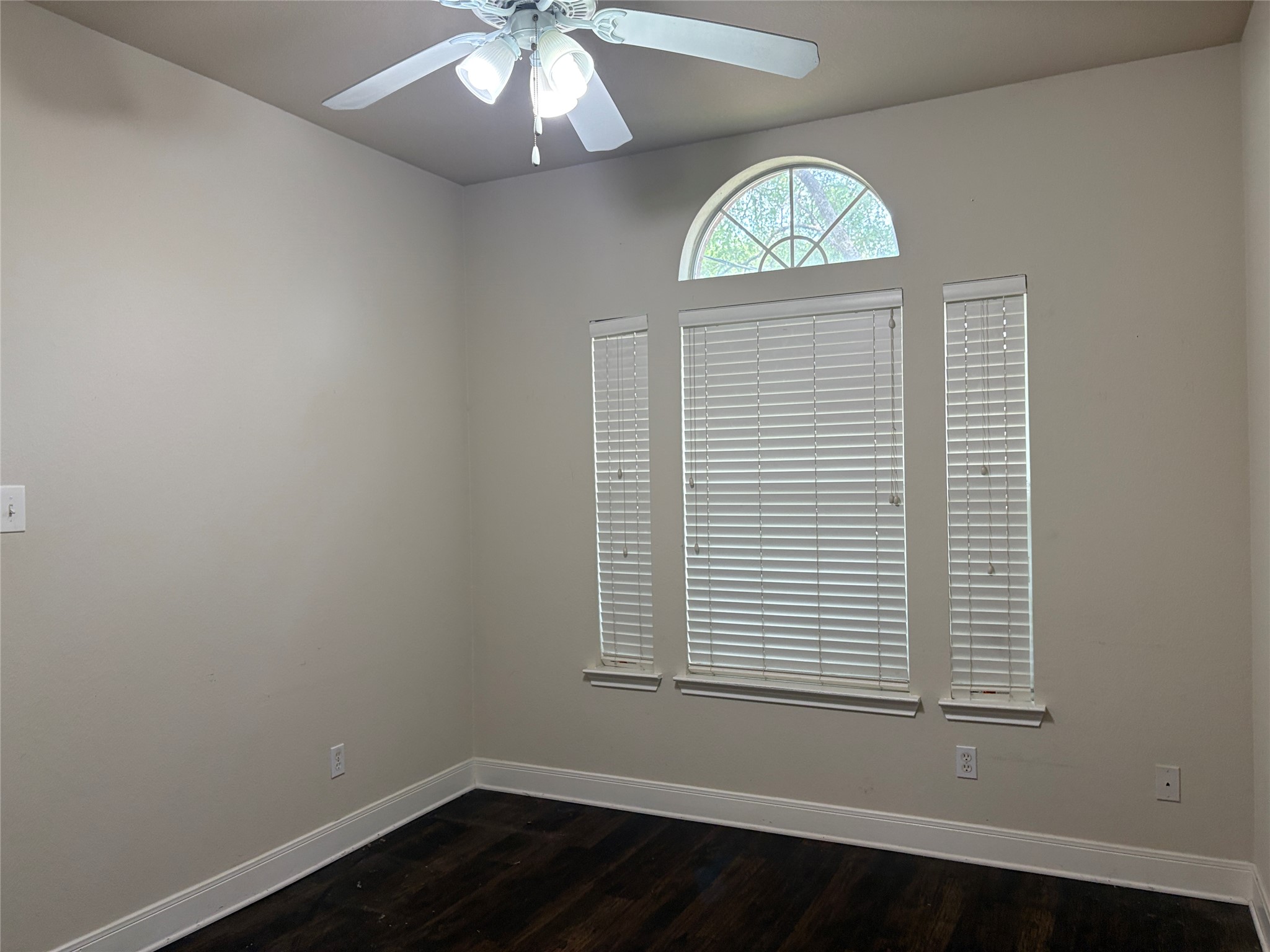 113 Canyon Road Georgetown, TX 78628 - Photo 16 of 23